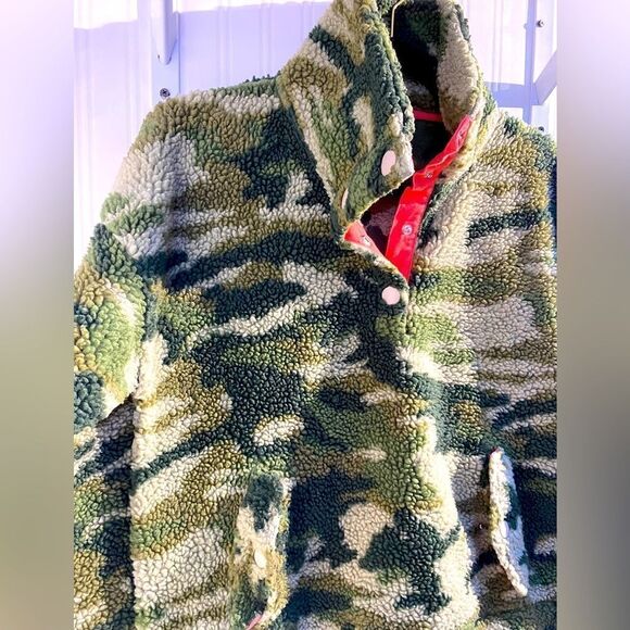 J.Crew Camo Sherpa Snap Collar Fleece Pullover SZ M - Picture 4 of 8